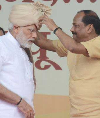 झारखंड के लिए केन्द्र व राज्य सरकारें मिलकर कर रही हैं काम-नरेन्द्र मोदी