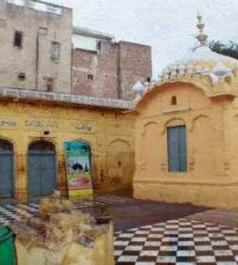 अयोध्या तो सजी ! लव के लाहौर का क्या?