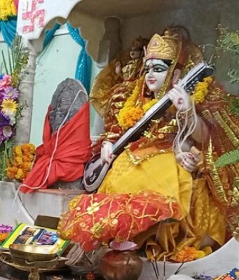 साल भर होती है सरस्वती की पूजा,यहां कालीदास ने भी की थी पूजा