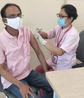 कोरोना वैक्सिन सुरक्षित है इसे जरूर लें- रविकांत सिन्हा