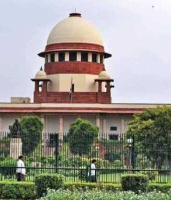 सुप्रीम कोर्ट में पहुंचा दलबदल विरोधी कानून का मामला anti-defection law