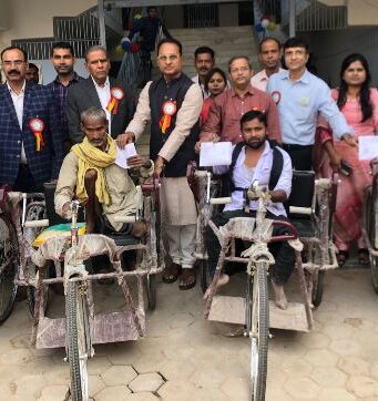 हेल्थ इंस्टीच्युट में लगाया गया विकलांग पुनर्वास शिविर Rehabilitation Camp