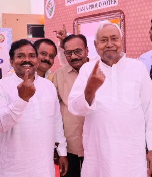 बिहार चुनाव: पहले फेज में बम्पर वोटिंग