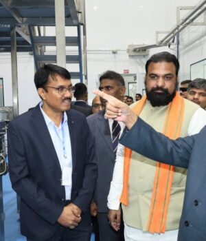 तेज औद्योगिक विकास और रोजगार सृजन के लिए मुख्यमंत्री का निर्देश