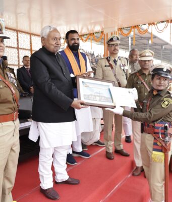 प्रशिक्षु पुलिस अवर निरीक्षक के दीक्षांत परेड समारोह में शामिल हुए मुख्यमंत्री