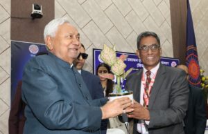 विकसित राज्यों में बिहार को शामिल के लक्ष्य के साथ अधिकारी काम करें – मुख्यमंत्री