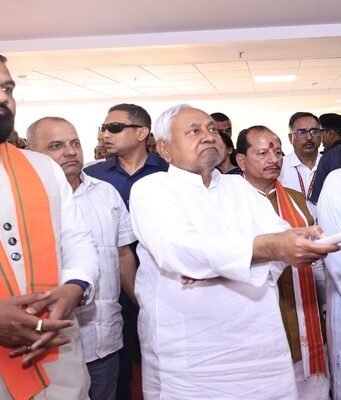 पटना विवि के नवनिर्मित भवन का सीएम ने किया उद्घाटन नवनिर्मित भवन का उद्घाटन