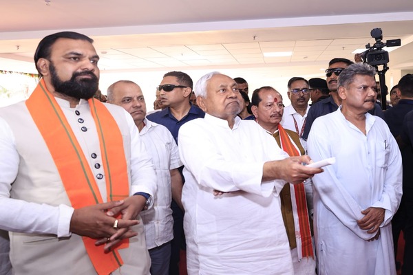 नवनिर्मित भवन का उद्घाटन नवनिर्मित भवन का उद्घाटन