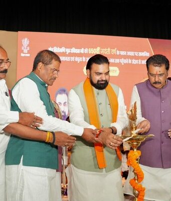 संत रविदास के संदेश को गांव- गांव तक पहुंचाएंगे -सीएम