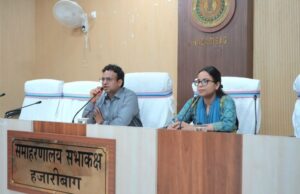 मुफ्त राशन के लिए पैसा लेने वाले डीलरों पर होगी कार्रवाई