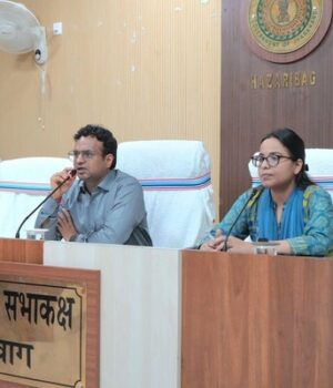 मुफ्त राशन के लिए पैसा लेने वाले डीलरों पर होगी कार्रवाई