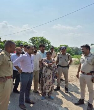 गंडक का बढ़ता जलस्तर, प्रशासन अलर्ट