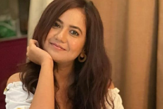 कोरियोग्राफी छोड़ एक्टिंग में आई रूपल त्यागी