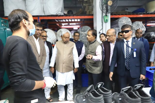 CM visits and inspects Hajipur industrial area CM-visits-and-inspects-Hajipur-industrial-area