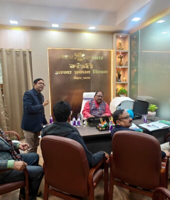 आपदा के प्रभाव को न्यूनतम करने के प्रयास में रहें अधिकारी-मंत्री