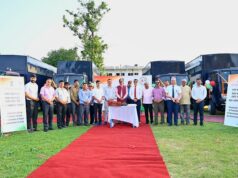 भारत ने नेपाल को दिए 10 आधुनिक कैदी वाहन