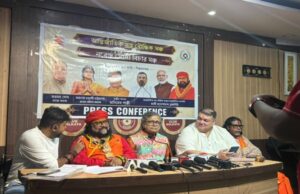 प बंगाल के हर मन्दिरों में ध्वज लगाना अनिवार्य करे सरकार