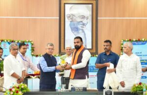 बिहार:12 सैटेलाइट टाउनशिप के लिए हुडको के साथ MOU