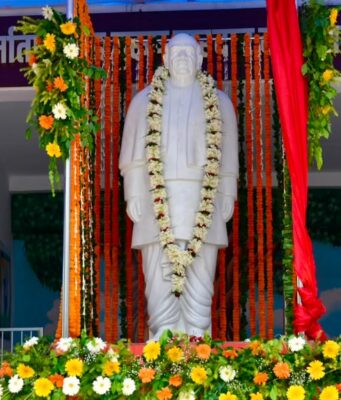 लौह पुरुष सरदार पटेल की प्रतिमा का सीएम ने किया अनावरण पटेल