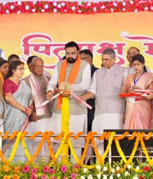 पितृपक्ष मेला में आनेवाले श्रद्धालुओं को मिले बेहतर सुविधाएं -सीएम