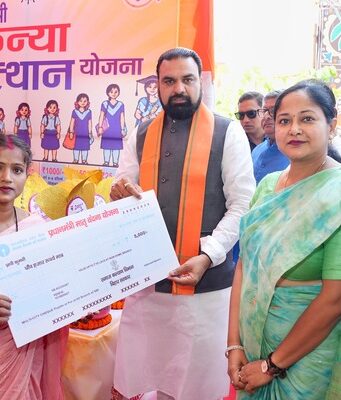 आंगन का मिलन’ कार्यक्रम से आंगनबाड़ी सेवायें होंगी सुदृढ़ -सीएम