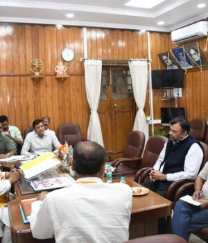 खेल सुविधाओं के विकास पर विधानसभा अध्यक्ष ने की समीक्षा